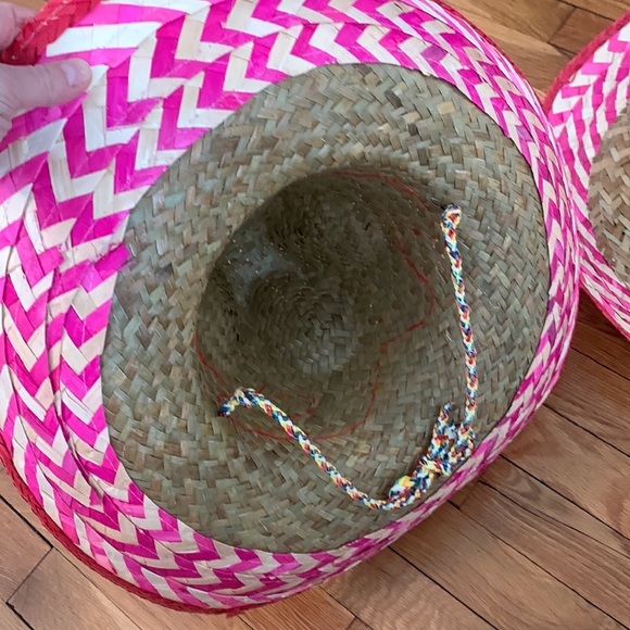 Set of 2 Sombreros (pink) - Picture 3 of 4